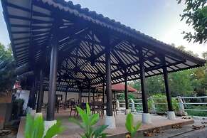 Beach Rock Resort Belitung