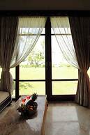 Beach Rock Resort Belitung