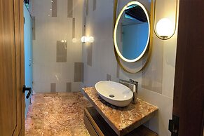 Beach Rock Resort Belitung