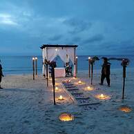 Beach Rock Resort Belitung