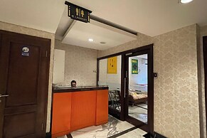 El Royale By Farizi Rooms