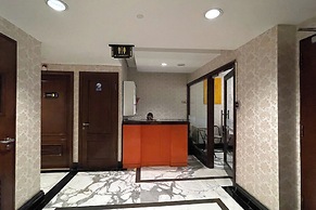 El Royale By Farizi Rooms