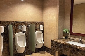 El Royale By Farizi Rooms