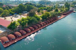 Daoneua Riverside Resort