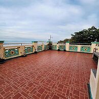 Pertible Beach Resort