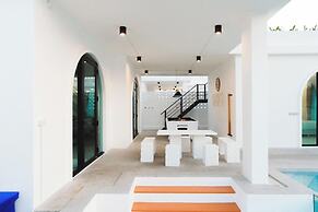 The Modern Pool Villa Hua Hin