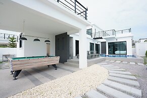 The Modern Pool Villa Hua Hin