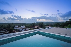 ELIVAAS Kamerios Verano 1 BHK with Pool