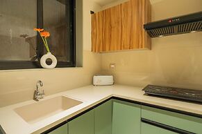 ELIVAAS Kamerios Verano 1 BHK with Pool