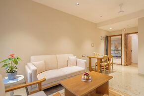 ELIVAAS Kamerios Verano 1 BHK with Pool