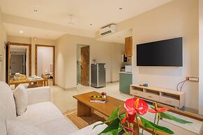 ELIVAAS Kamerios Verano 1 BHK with Pool