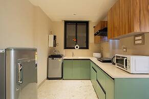 ELIVAAS Kamerios Verano 1 BHK with Pool