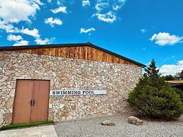 QING Luxury Campground Hotel