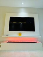 QING Luxury Campground Hotel