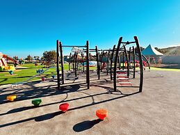 QING Luxury Campground Hotel