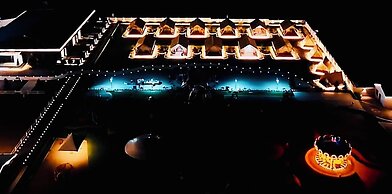 QING Luxury Campground Hotel