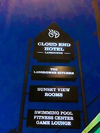 Hotel Cloud End