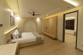Q' Nest Hotel Cloud End Lansdowne
