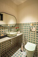 ELIVAAS Kamerios Brisa 1BHK with Jacuzzi