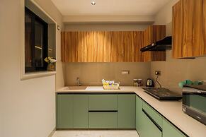 ELIVAAS Kamerios Brisa 1BHK with Jacuzzi