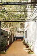 HOTEL LOTUS GUEST HOUSE