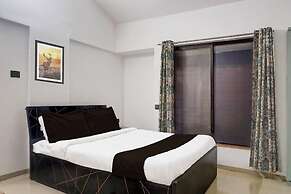 HOTEL LOTUS GUEST HOUSE