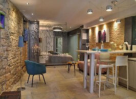 Studio Apartment Eleven