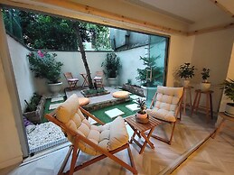 2BR/2Bath with Garden - Between Şişli & Taksim