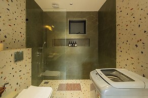 ELIVAAS Kamerios Maris 1 BHK Jacuzzi