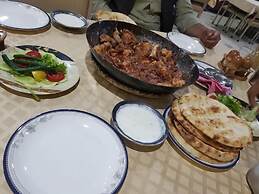 Hotel Spogmay & Kehkeshan Restaurent