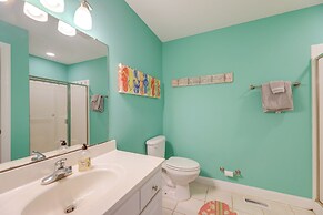 2 Blocks to Shore: Atlantic Beach Home w/ Views!