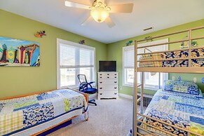 2 Blocks to Shore: Atlantic Beach Home w/ Views!