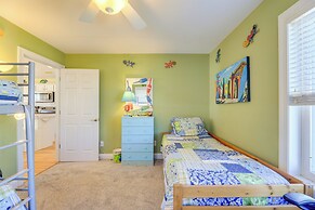 2 Blocks to Shore: Atlantic Beach Home w/ Views!