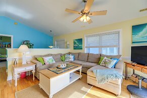 2 Blocks to Shore: Atlantic Beach Home w/ Views!