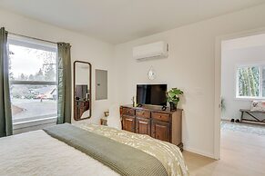 Near Rivers & Boating: Home w/ Hot Tub in Longview