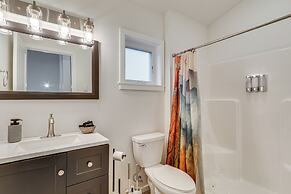 Near Rivers & Boating: Home w/ Hot Tub in Longview