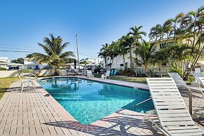 Waterfront Condo w/ Dock in Fort Lauderdale!