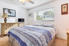 Waterfront Condo w/ Dock in Fort Lauderdale!