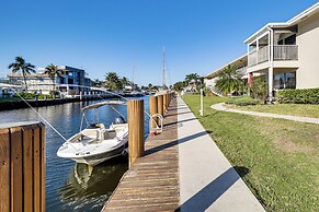 Waterfront Condo w/ Dock in Fort Lauderdale!