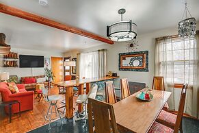 6 Mi to Downtown: 70s-themed Home in Nashville!