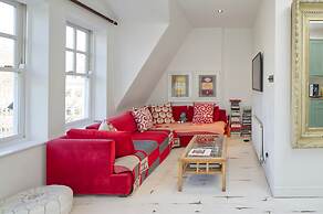 Contemporary 1 bed Apartment Chelsea
