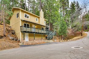 4 Mi to Lake Arrowhead: Cabin w/ Grill & Deck!