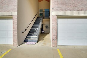 Luxe Waterfront Condo on Lake Hamilton w/ Balcony!