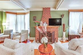 Reading Home w/ Yard in Historic District