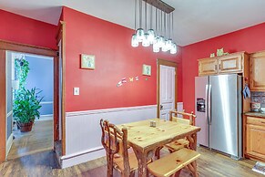 Reading Home w/ Yard in Historic District