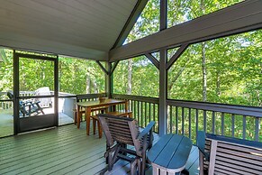 Hot Tub, Decks & Creek Access: Mccaysville Cabin!