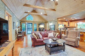 Hot Tub, Decks & Creek Access: Mccaysville Cabin!