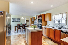 11 Mi to Chincoteague: Atlantic Home w/ Decks!