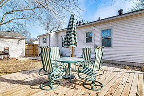 < 1 Mi to Route 66: Home w/ Large Yard!