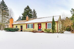 Near Detroit Metro Area: New Baltimore Home!